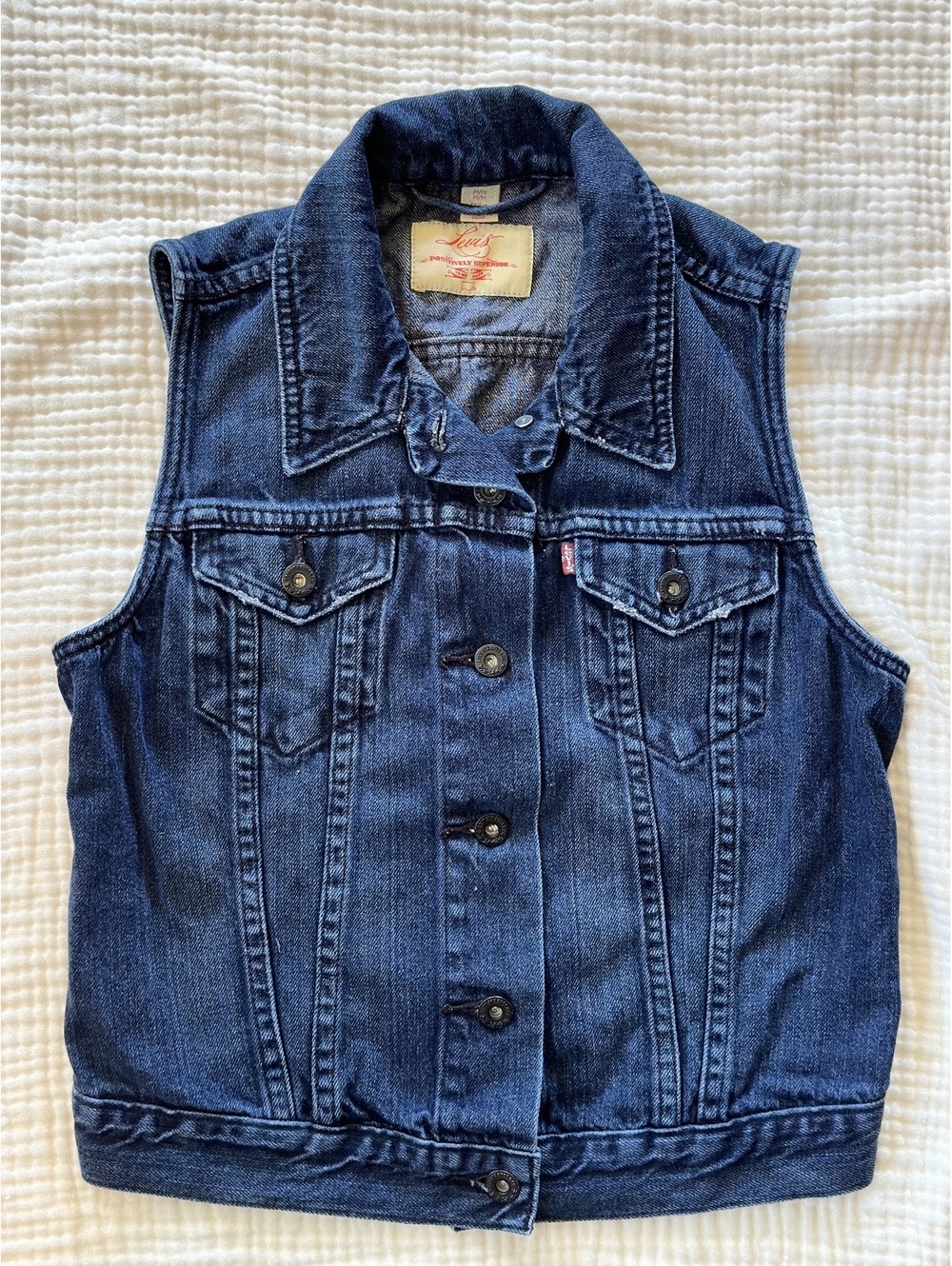 Women’s Levi’s Denim Vest Medium Y2K Trucker Jacket Button Up Western